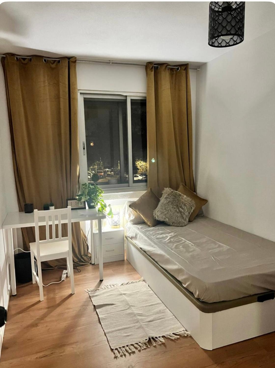 Habitacion En マドリード エクステリア 写真