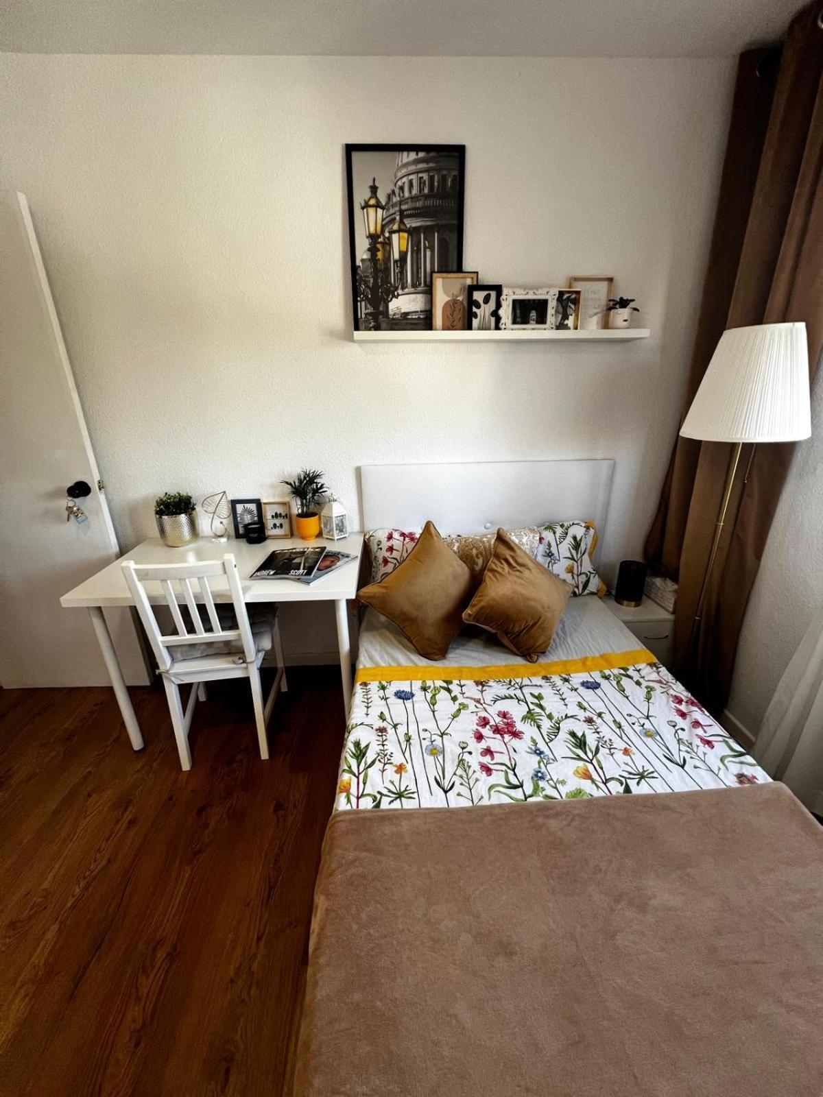 Habitacion En マドリード エクステリア 写真